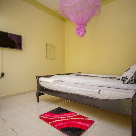 Heras Country Resort Kabale Ngoại thất bức ảnh