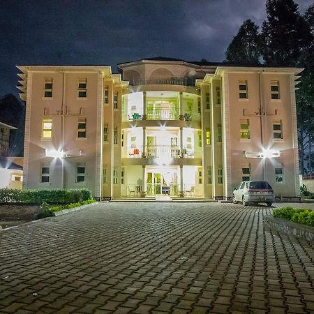 Heras Country Resort Kabale Ngoại thất bức ảnh