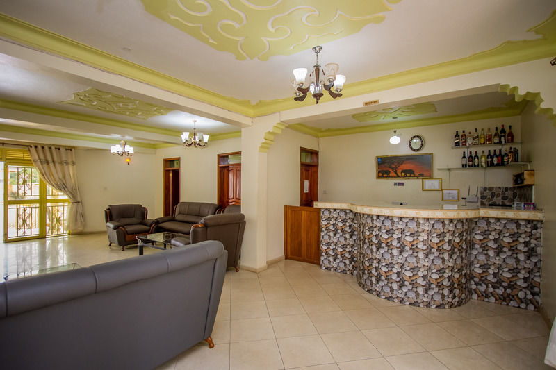 Heras Country Resort Kabale Ngoại thất bức ảnh