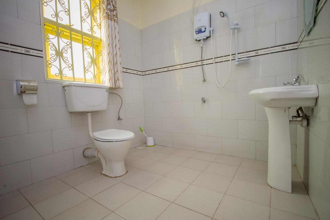 Heras Country Resort Kabale Ngoại thất bức ảnh