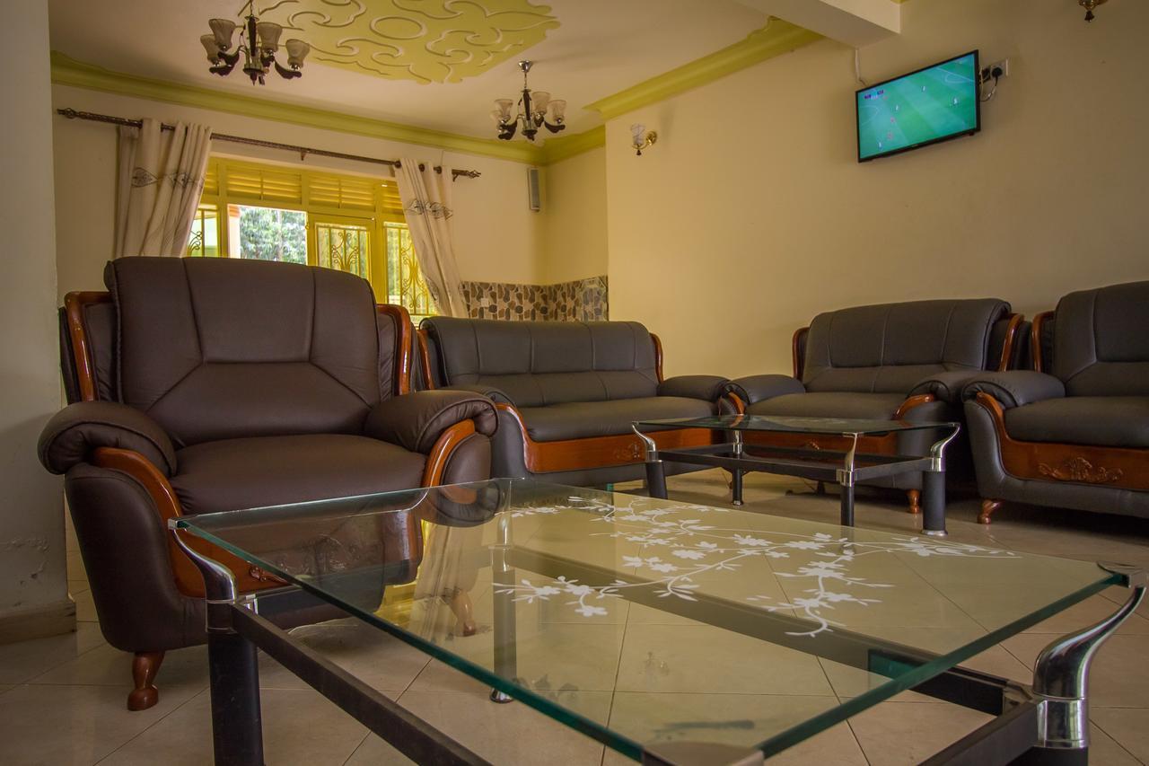 Heras Country Resort Kabale Ngoại thất bức ảnh