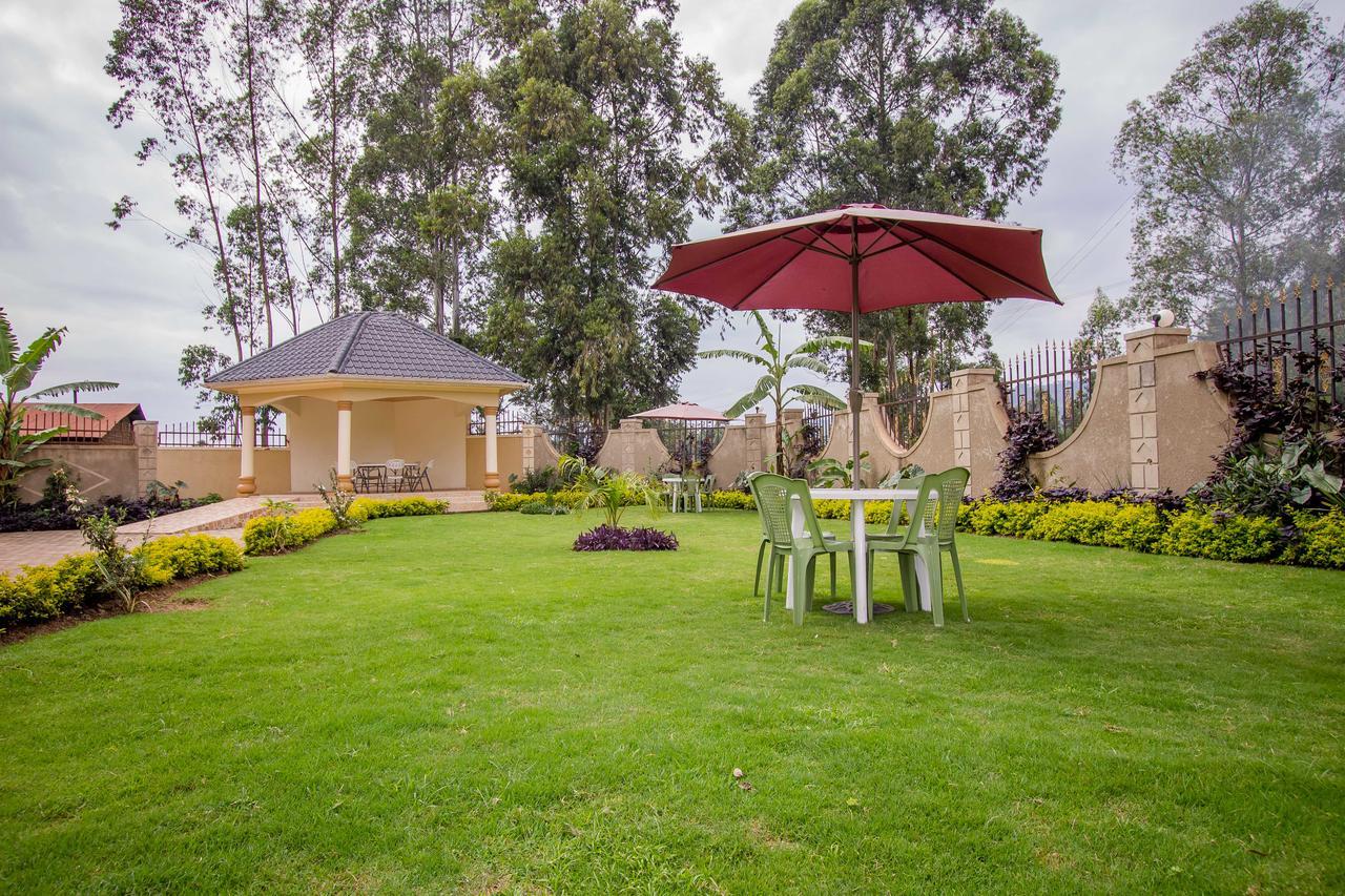 Heras Country Resort Kabale Ngoại thất bức ảnh