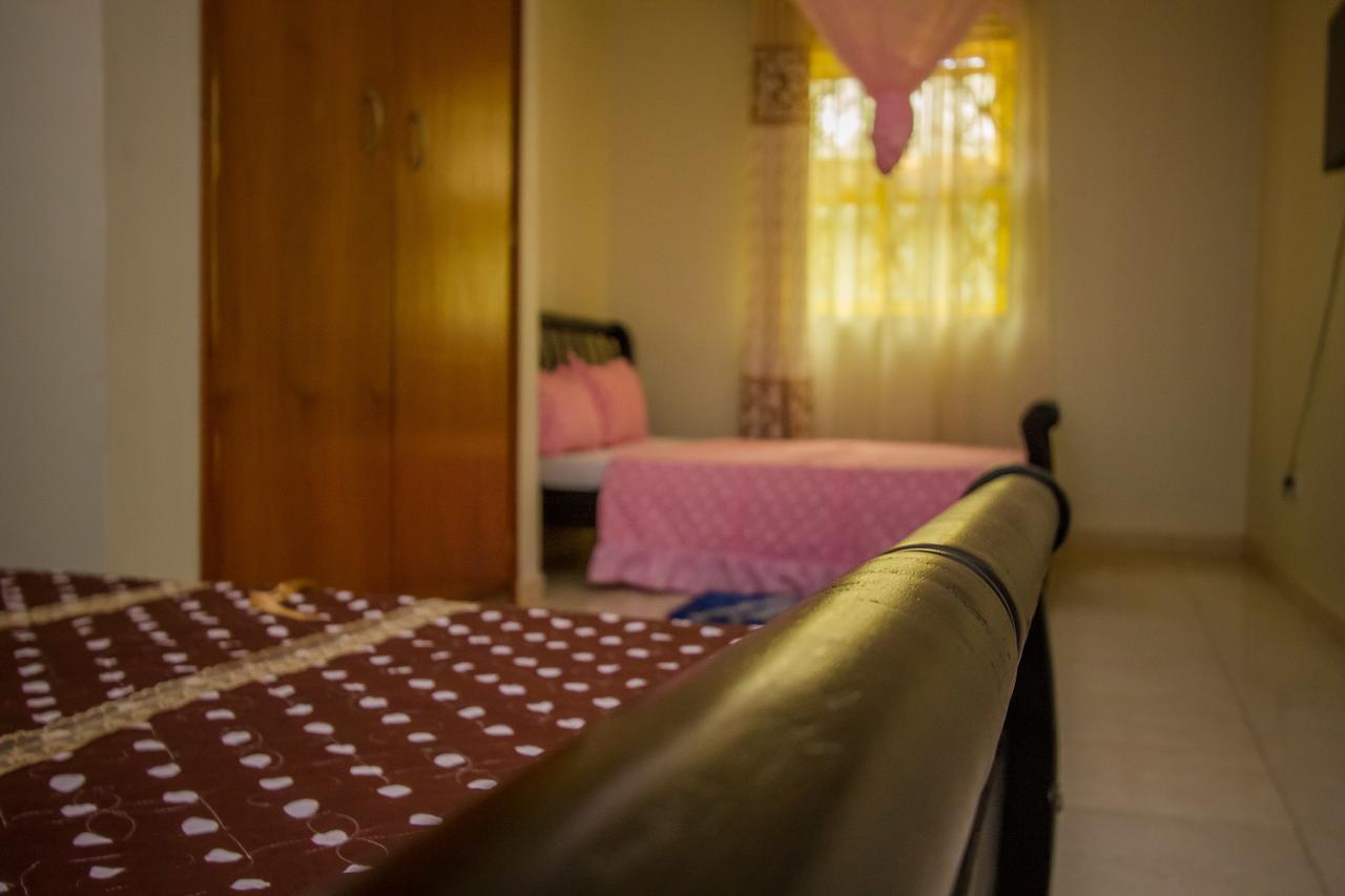 Heras Country Resort Kabale Ngoại thất bức ảnh