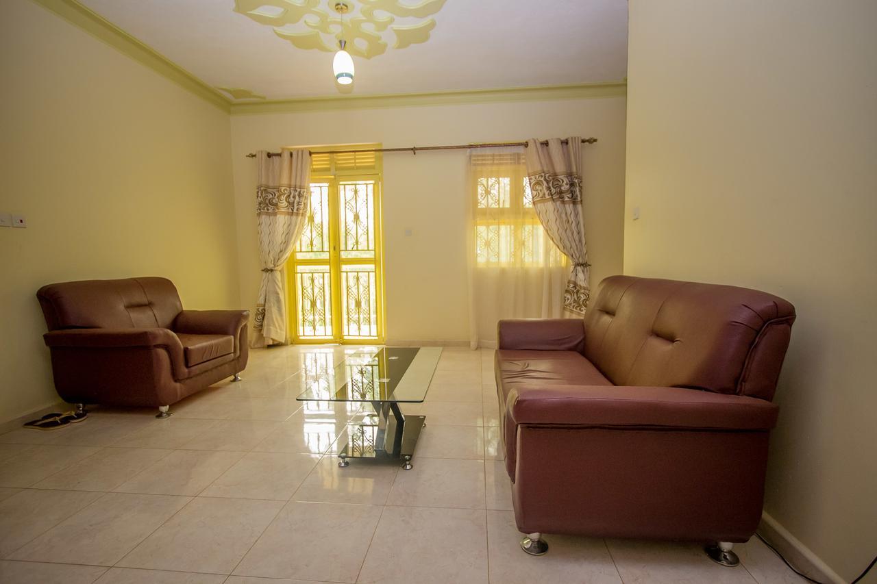 Heras Country Resort Kabale Ngoại thất bức ảnh
