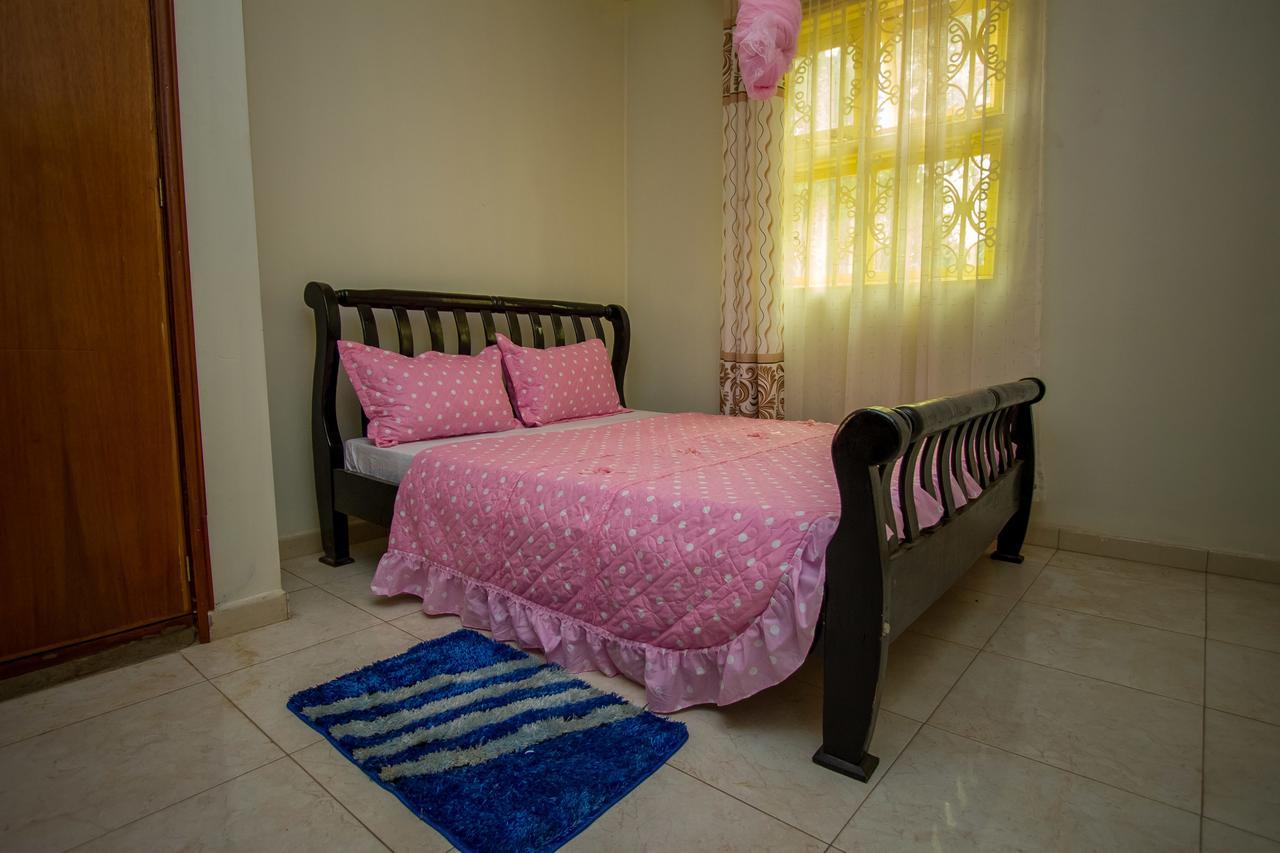 Heras Country Resort Kabale Ngoại thất bức ảnh